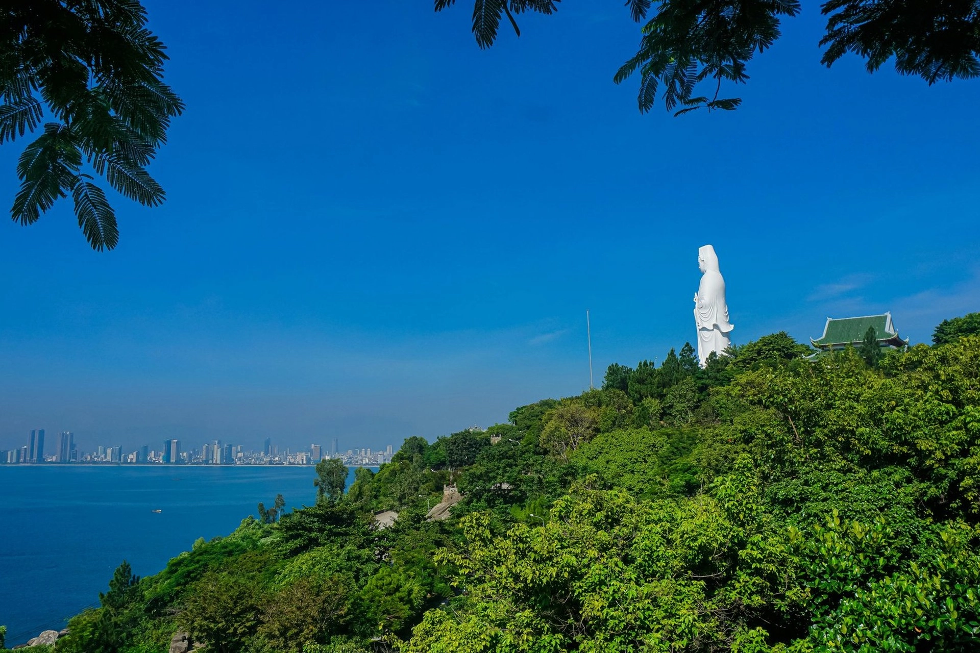 Vietnam Express Tour-da-nang-04
