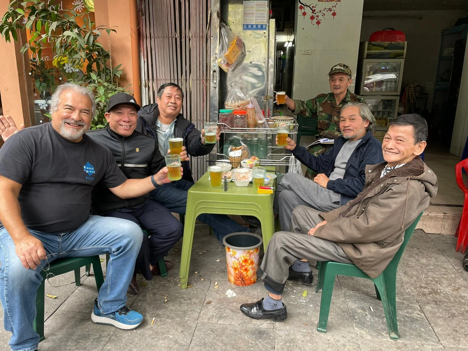 Vietnam Express Tour-hanoi-food-tour-04