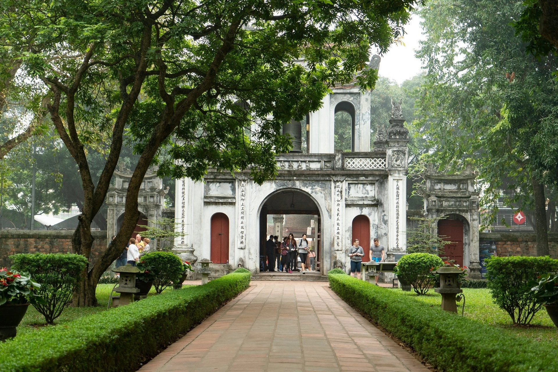 Vietnam Express Tour-hanoi-05