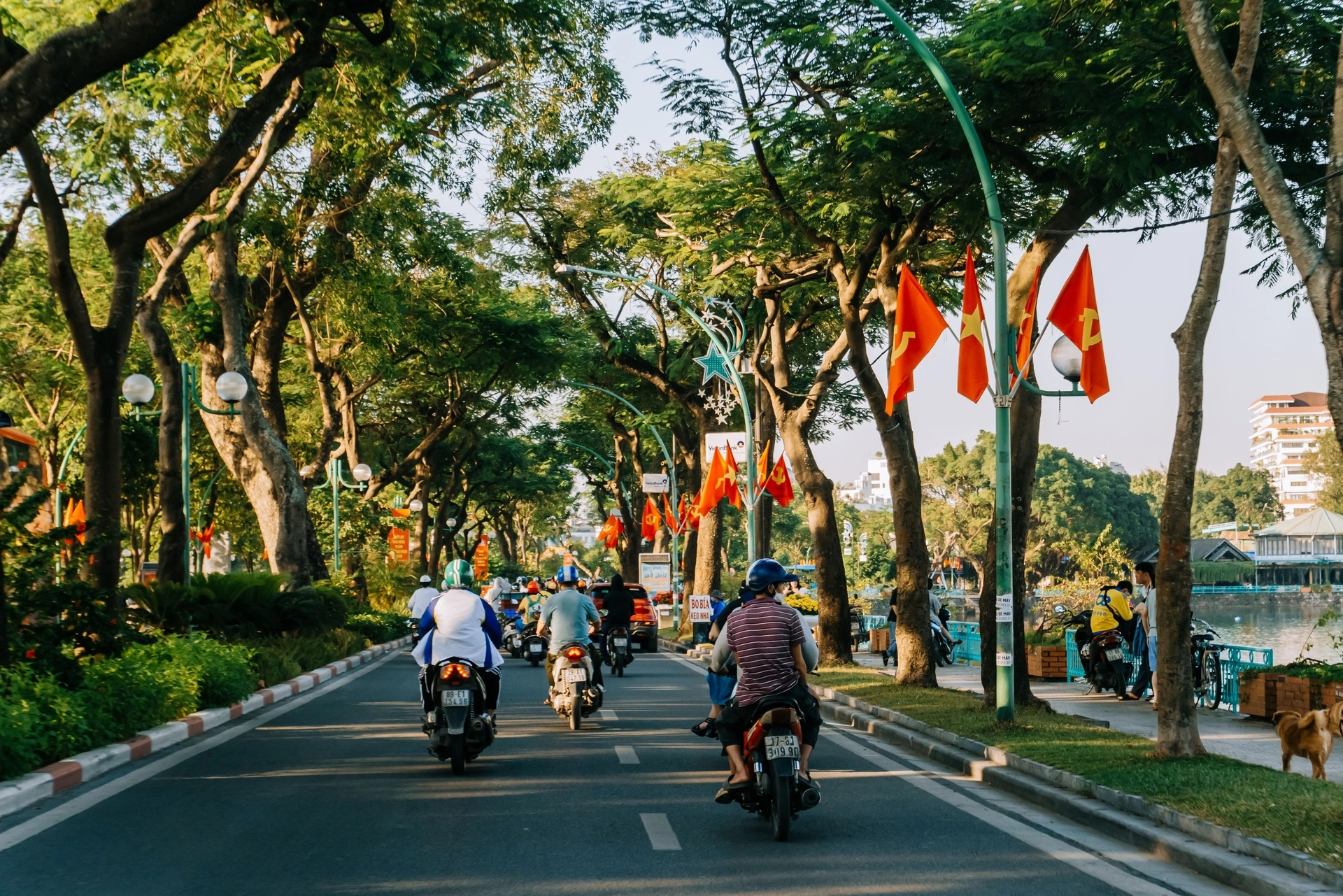 Vietnam Express Tour-hanoi-107.jpg