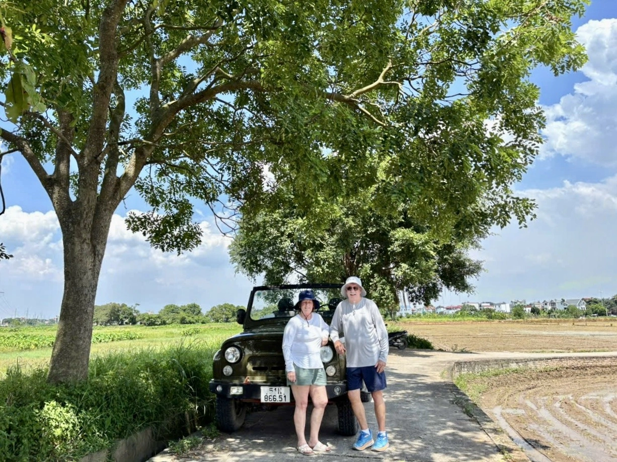 Vietnam Express Tour-hanoi-jeep-tour-16