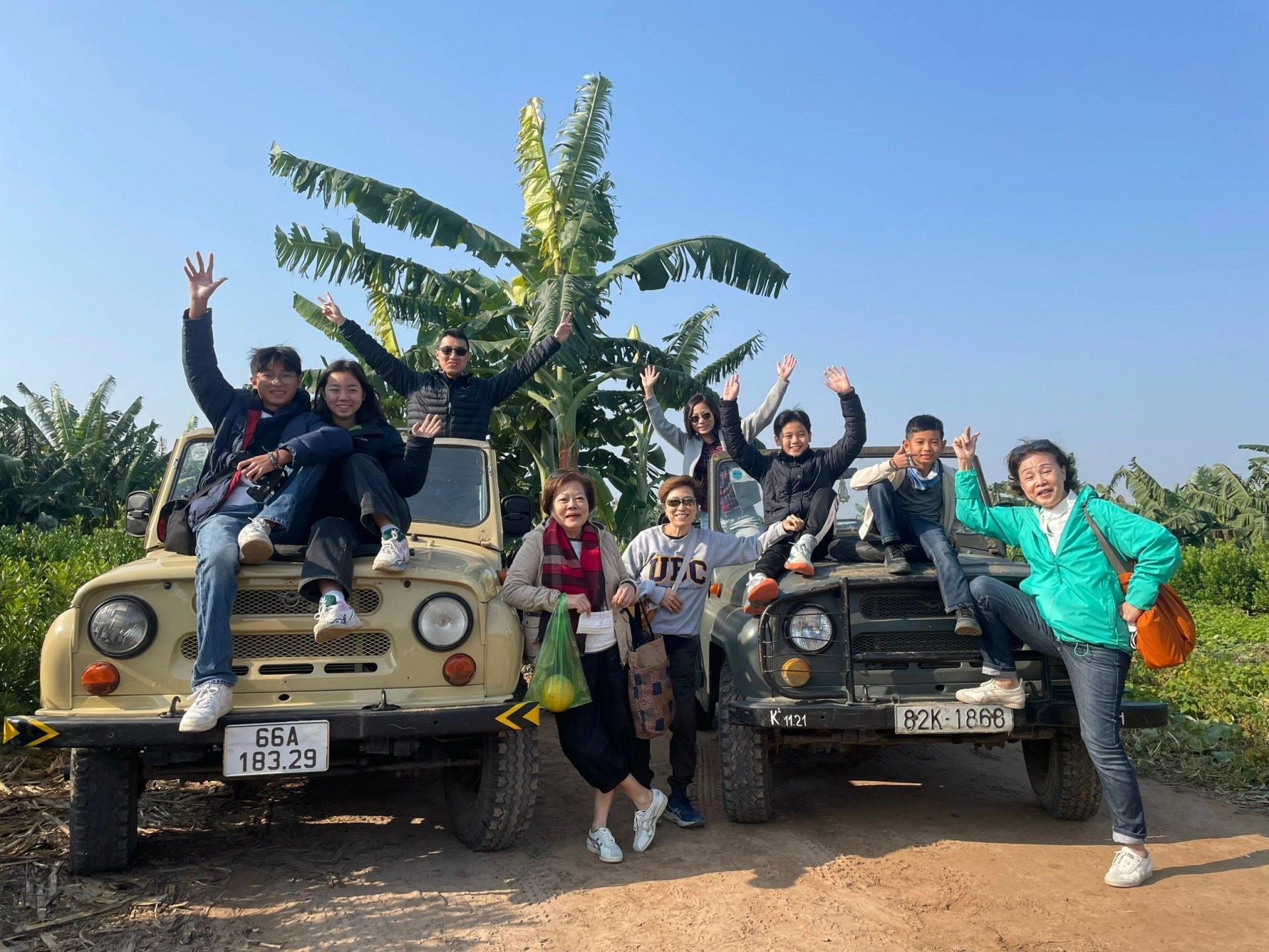 Vietnam Express Tour-hanoi-jeep-tour-37