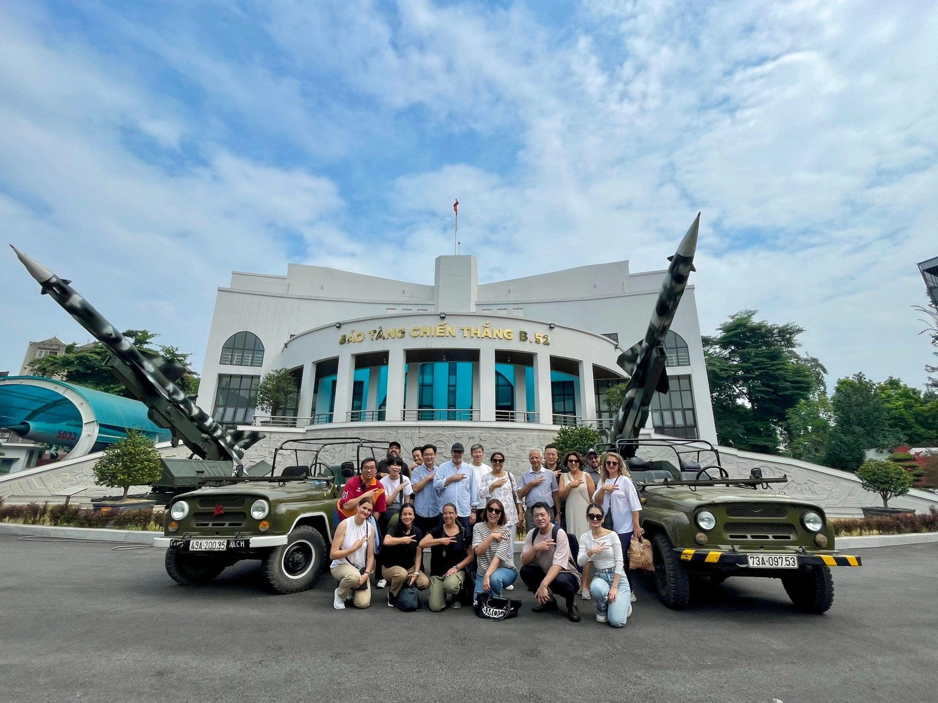 Vietnam Express Tour-hanoi-jeep-tour-23