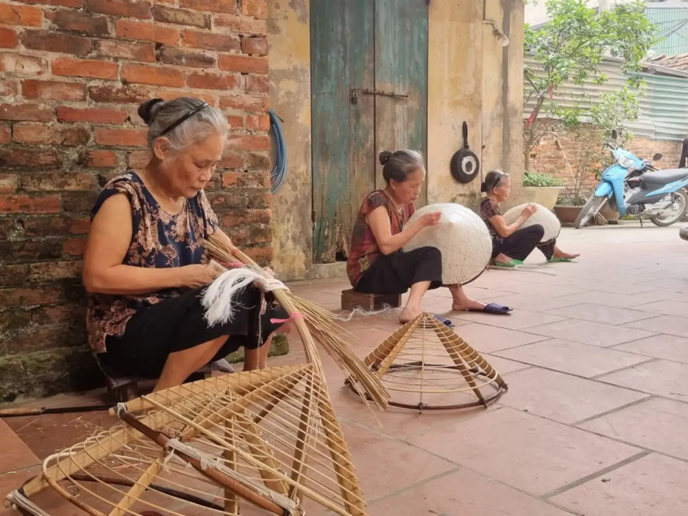 Hanoi Incense & Hat Village Half-Day Tour