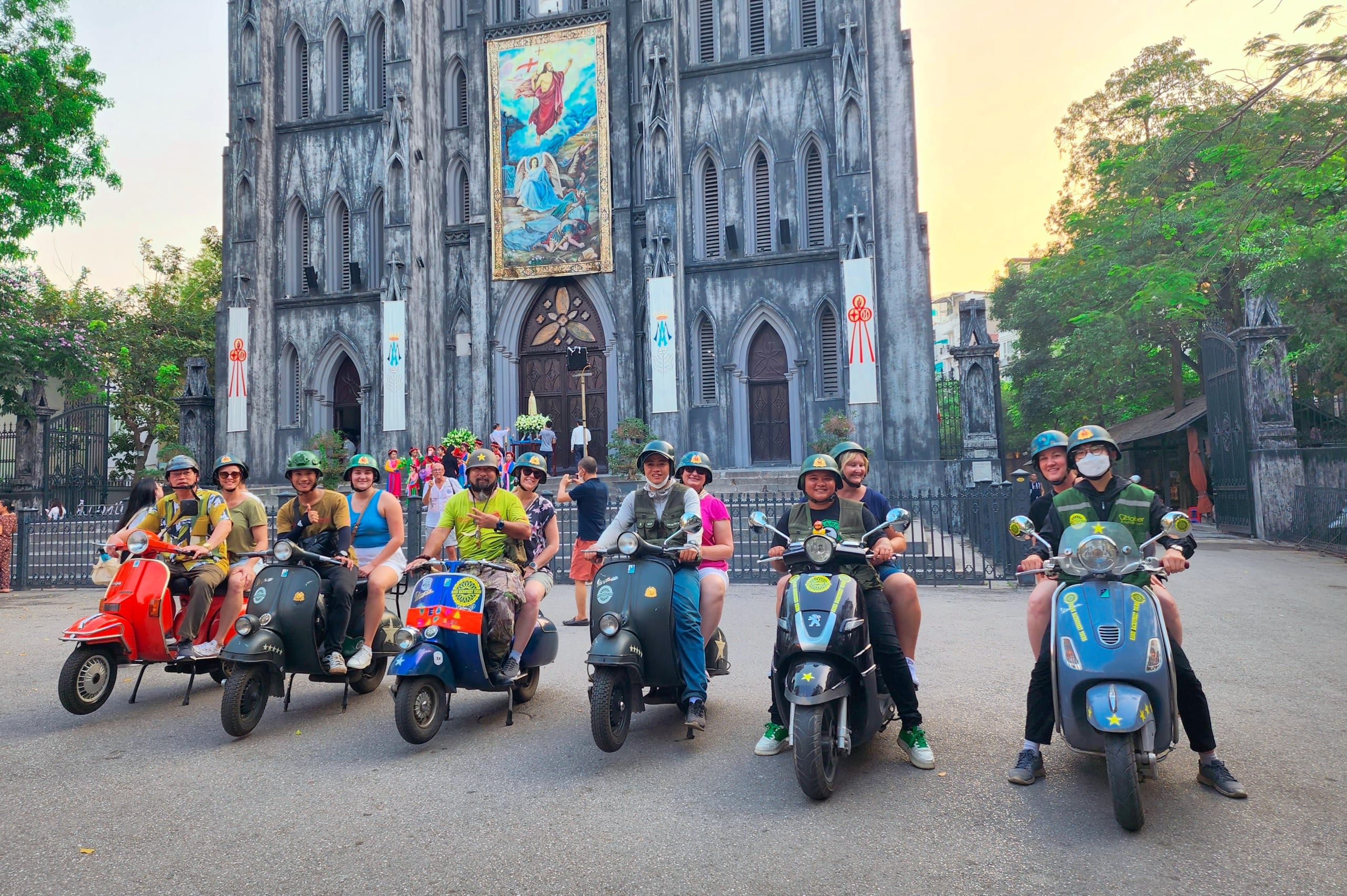 Hanoi Half-Day City Adventure (By Jeep/Vespa/Bike)
